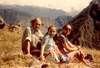 Tomás Germinal Gracia Ibars (Víctor García), with partner Marisol and daughter, Macchu Pichu